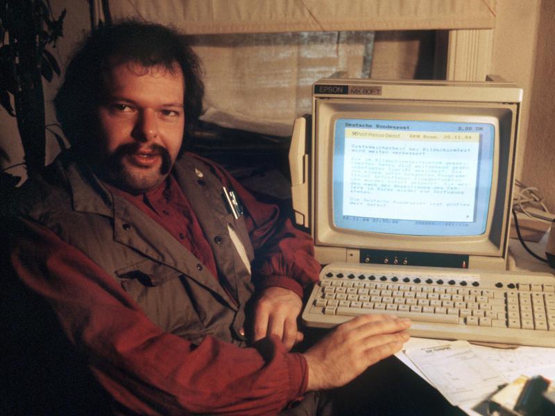 30 Jahre Btx-Hack: Wau Holland-Stiftung und CCC feiern | heise online